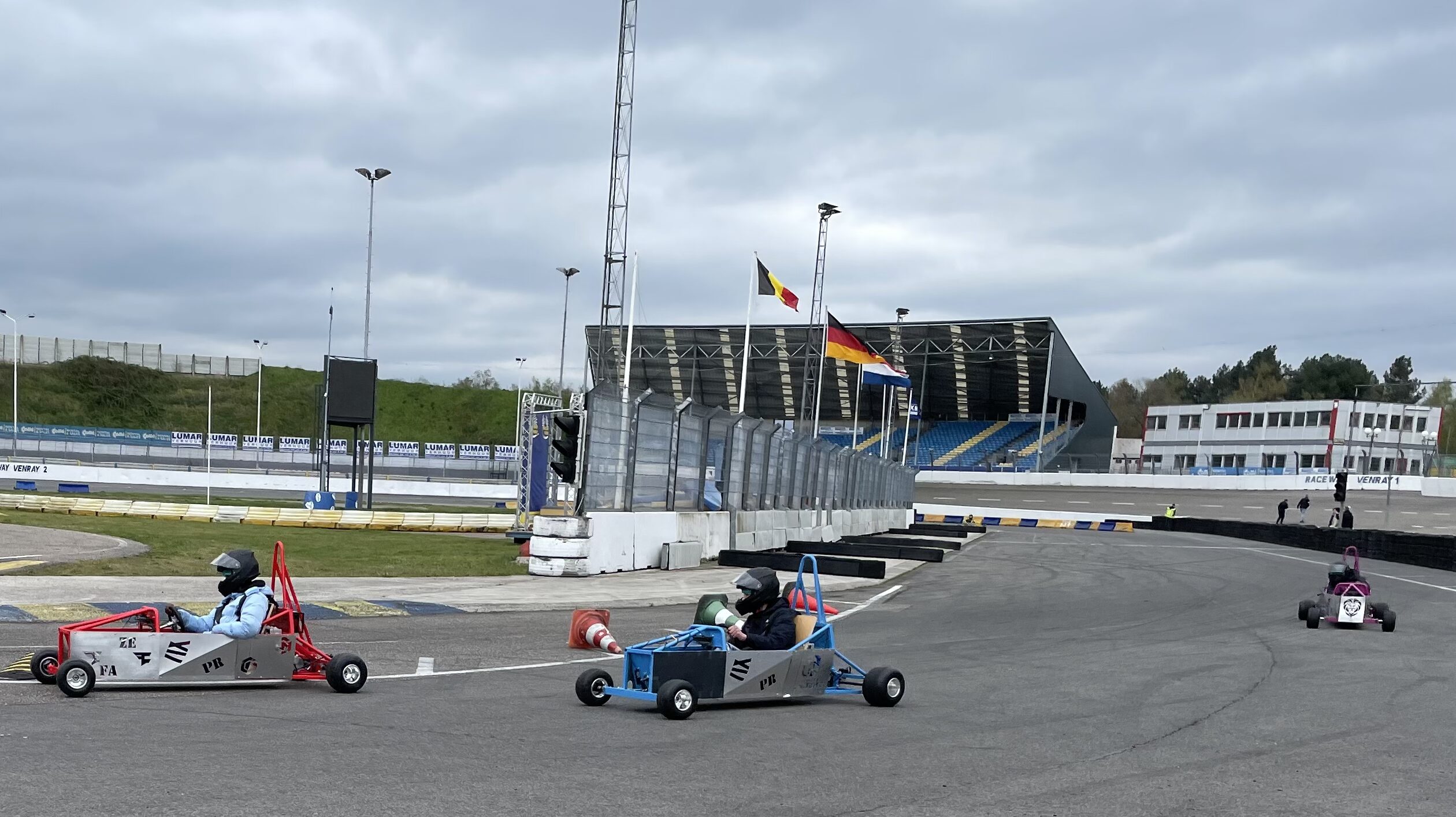 Track Day greenkarts en superkarts